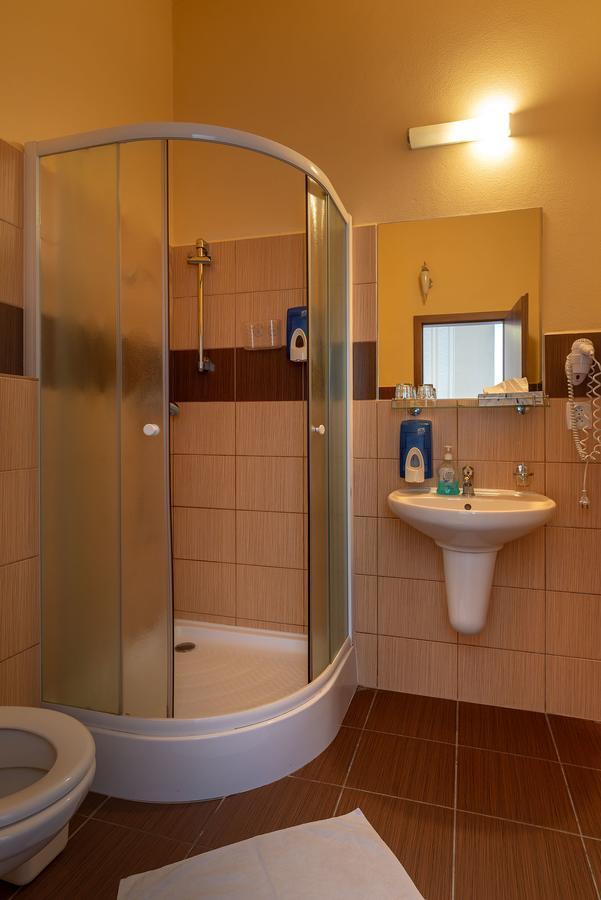 Zelena Ratolest Hotel Ceske Budejovice Eksteriør billede